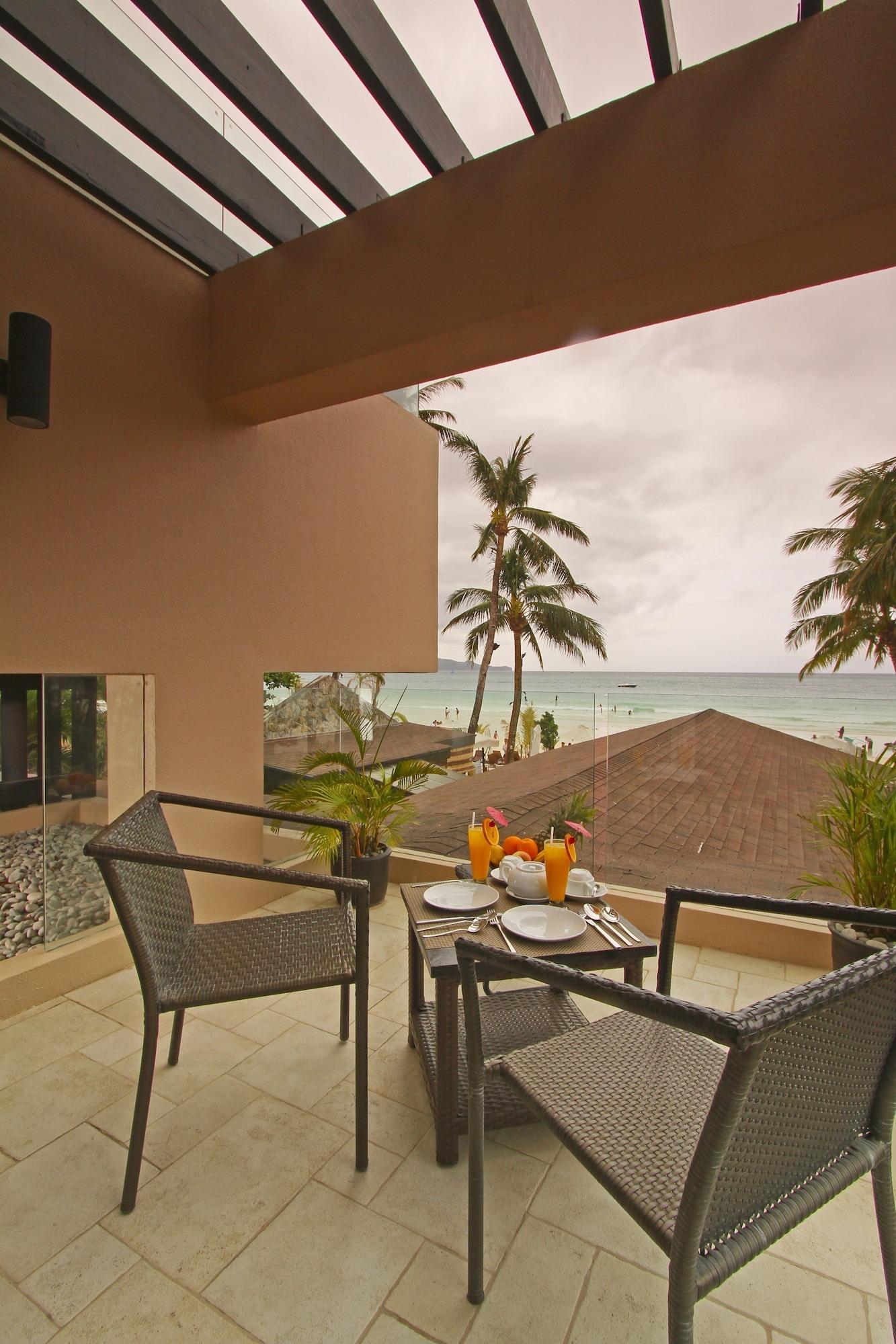 Resort Two Seasons Boracay 4*