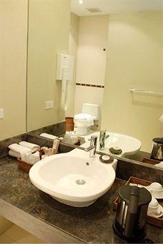 Two Seasons Boracay 4*