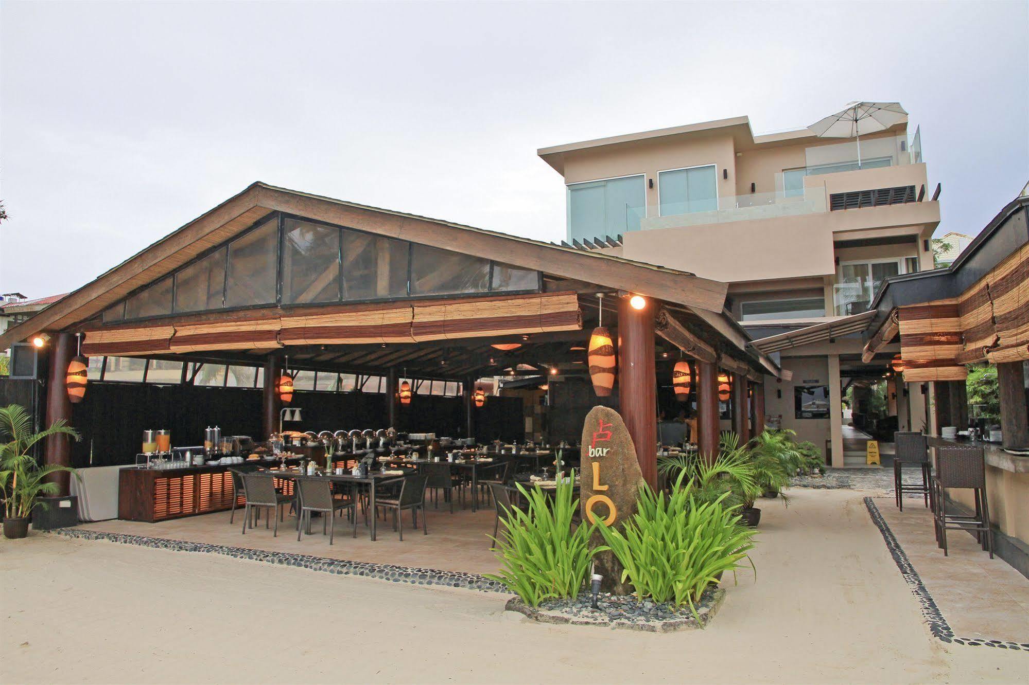 Two Seasons Boracay 4*